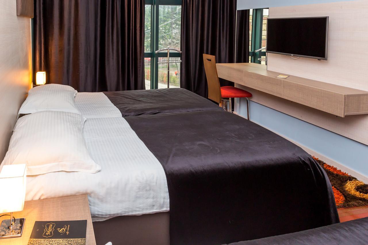 Hotel S Berane Extérieur photo