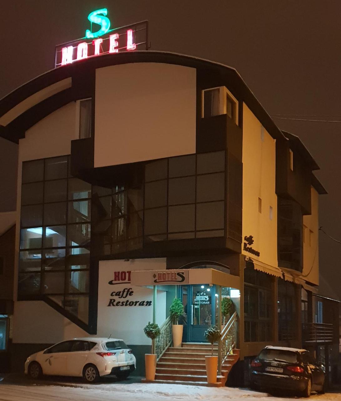 Hotel S Berane Extérieur photo