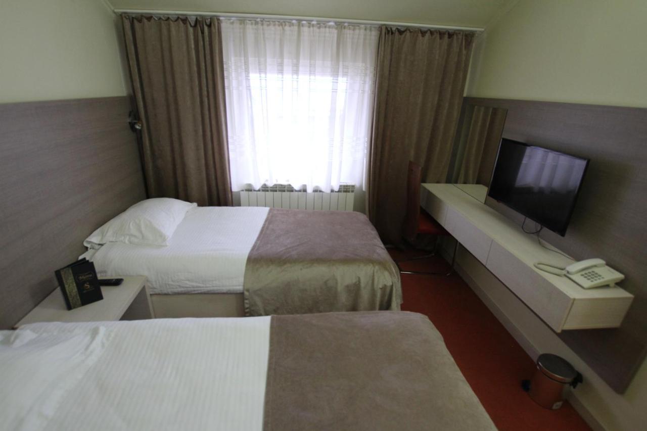Hotel S Berane Extérieur photo